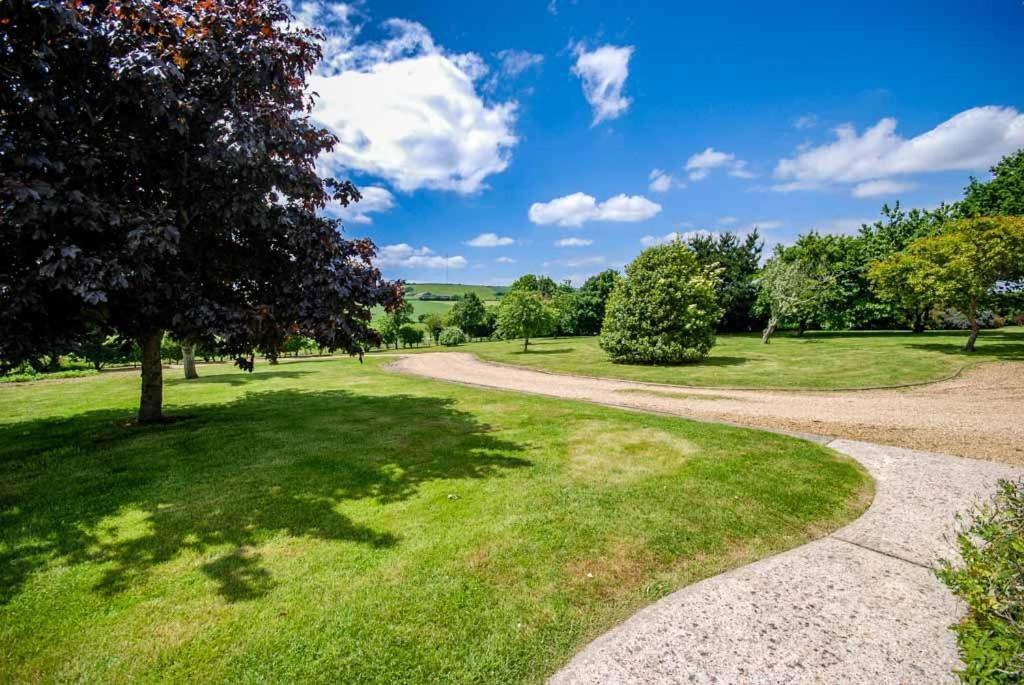 Rookley Farm Lodge Экстерьер фото